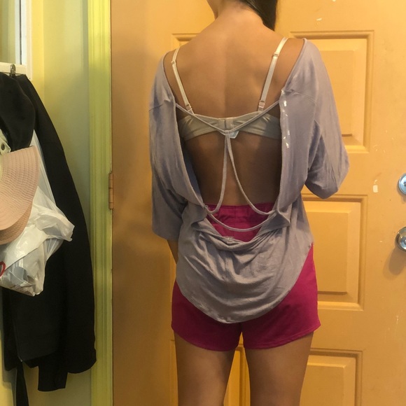 Tops - Picture 5 of 5